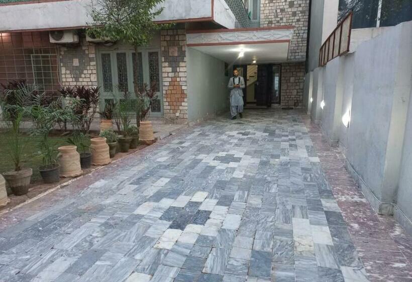 پانسیون Travel Inn Islamabad