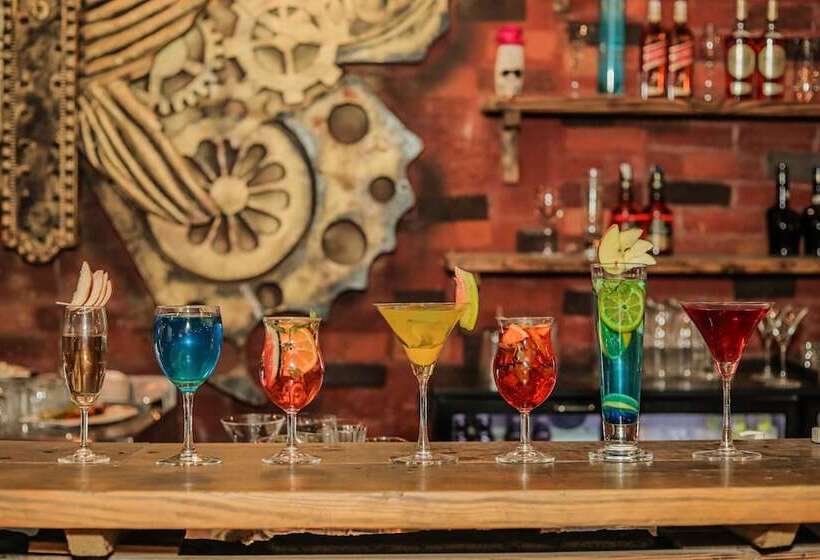 Regenta Central Lucknow By Royal Orchid Hotels Limited