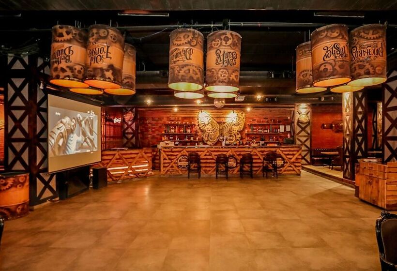 Regenta Central Lucknow By Royal Orchid Hotels Limited