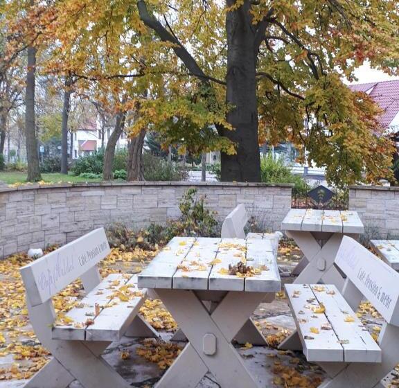 Отель Cafe Hehrlich   Cafe, Pension & Mehr