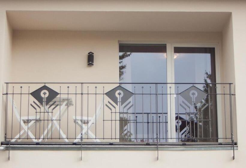 Отель Cafe Hehrlich   Cafe, Pension & Mehr