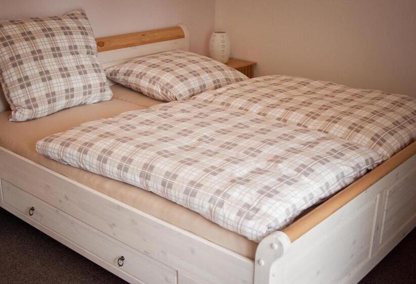 Отель Cafe Hehrlich   Cafe, Pension & Mehr