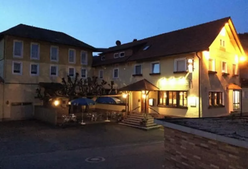 Hotelli Gasthaus Breitenbach