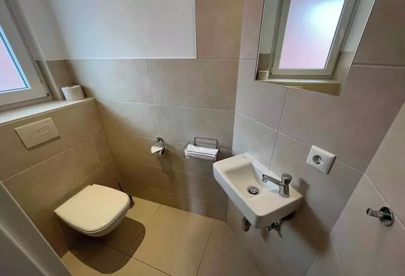 Hotelli Gasthaus Breitenbach