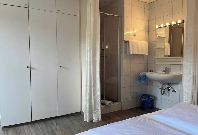 Hotelli Gasthaus Breitenbach