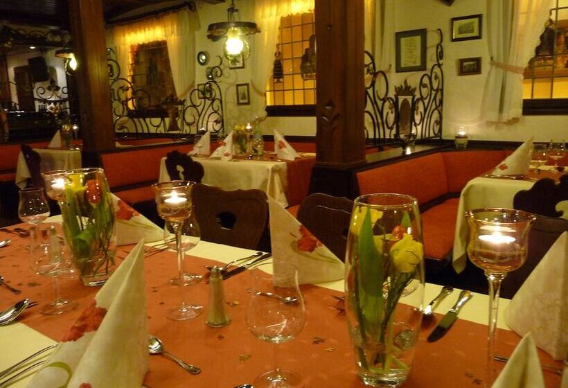 Отель Gasthof Schuster