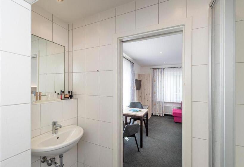 Hotel Gästehaus Holzer