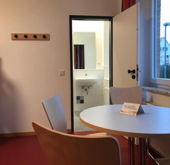 فندق Jugendherberge Heide