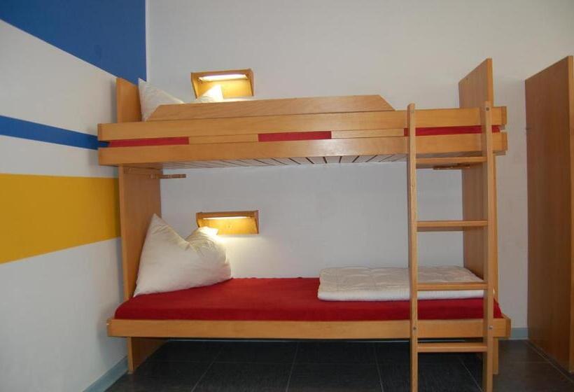 فندق Jugendherberge Heide