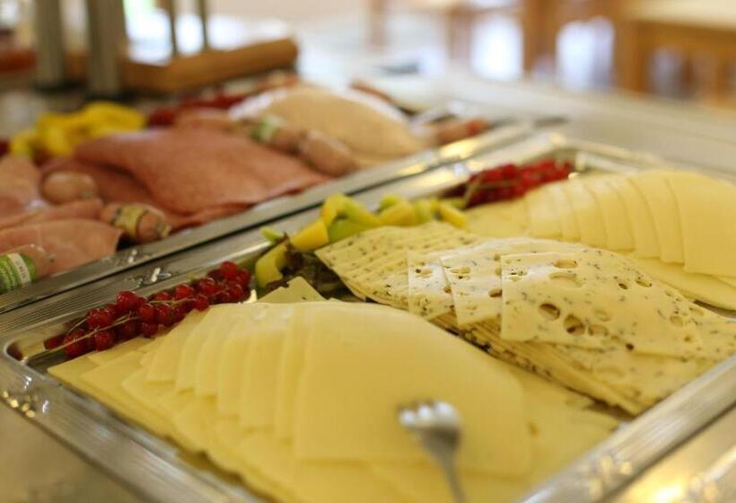 فندق Jugendherberge Heide