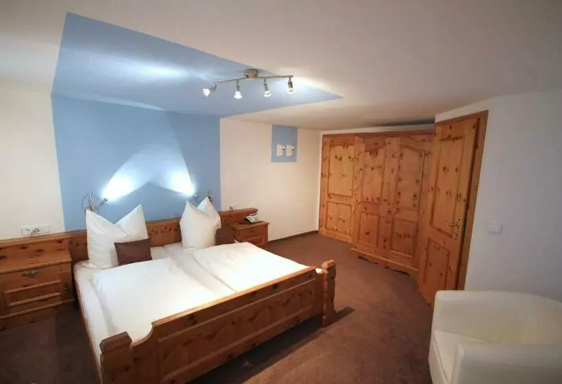 Hotelli Landgasthof Blaue Traube