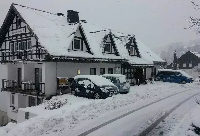 Hotelli Landhaus Nordenau