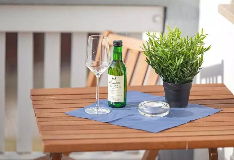 Hotelli Mühlhäuser Hof Und Stadtmauer