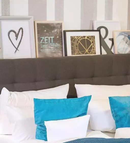 Hotelli Mühlhäuser Hof Und Stadtmauer