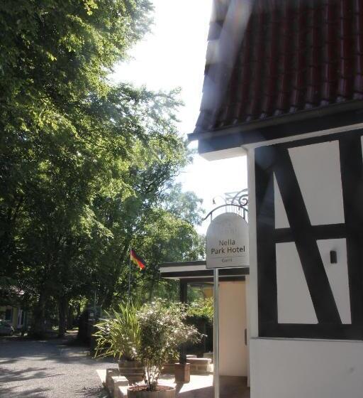 Отель Nella Park