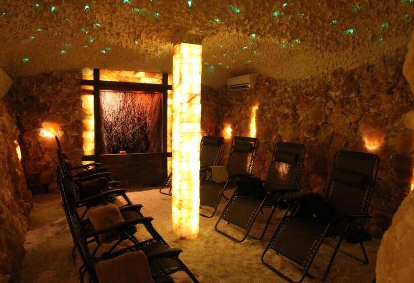 Отель Nella Park