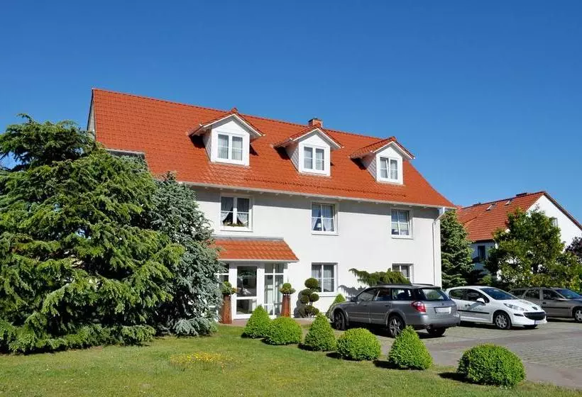 Hotelli Pension Manthei