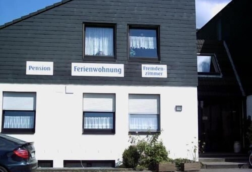 호텔 Pension Strohm Im Lieth Café