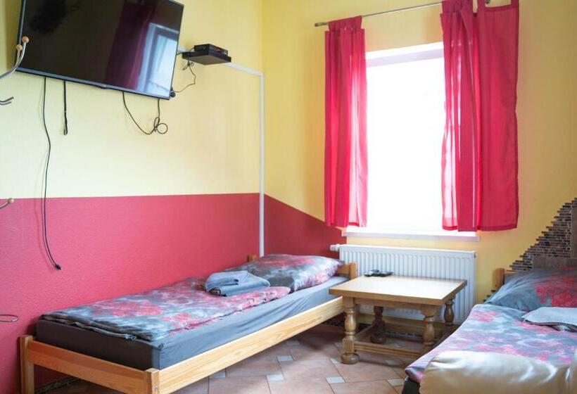 Отель Pension Sxf