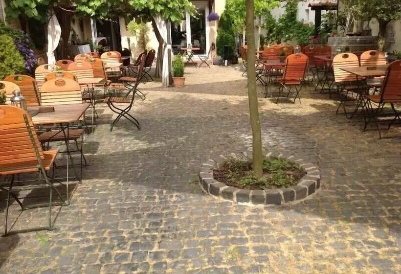 Hotelli Restaurant Alter Hof