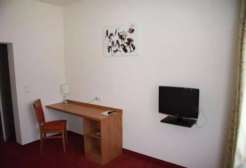 Hotelli Restaurant Alter Hof