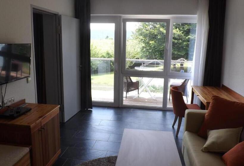 Отель Schwarzwald Lodge Rothaus