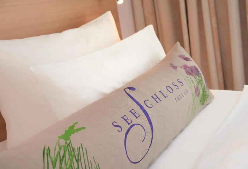 호텔 Seeschloss Sellin