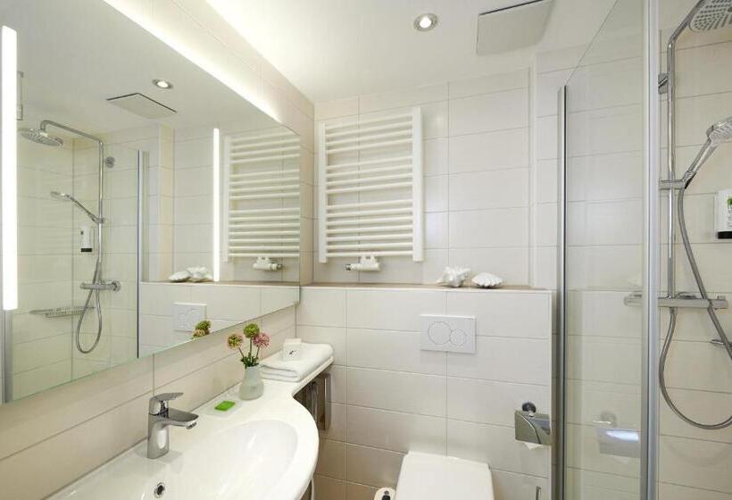 호텔 Seeschloss Sellin