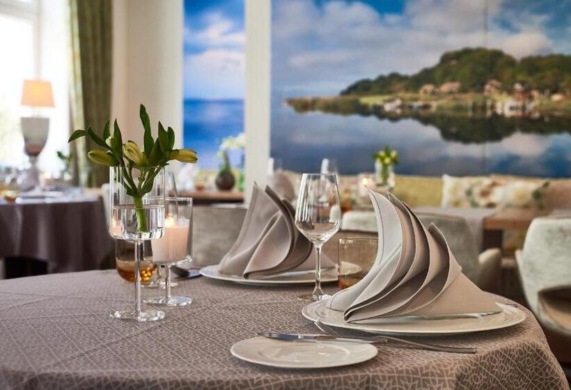 호텔 Seeschloss Sellin