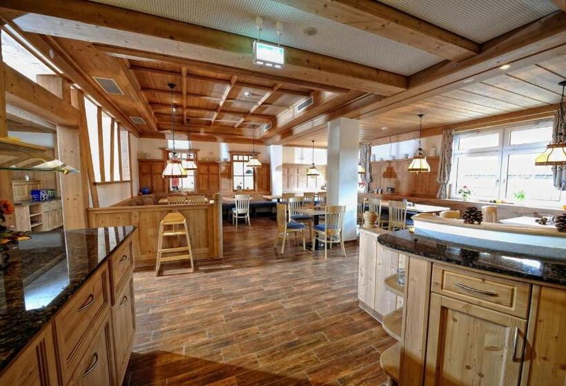 Natur  Und Sporthotel Zuflucht