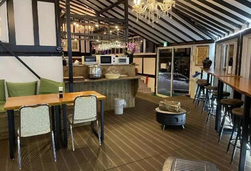 Hakuba Sun Valley Hotel Annex   Vacation Stay 90344v