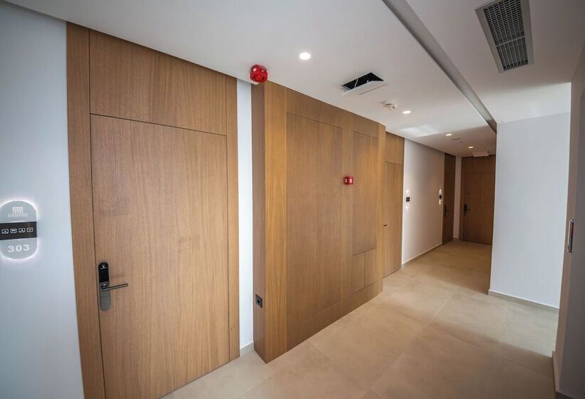 Отель Colosseum