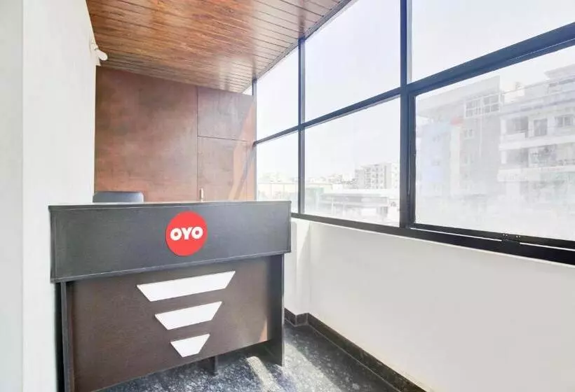 هتل Oyo Flagship 81020 Starhood