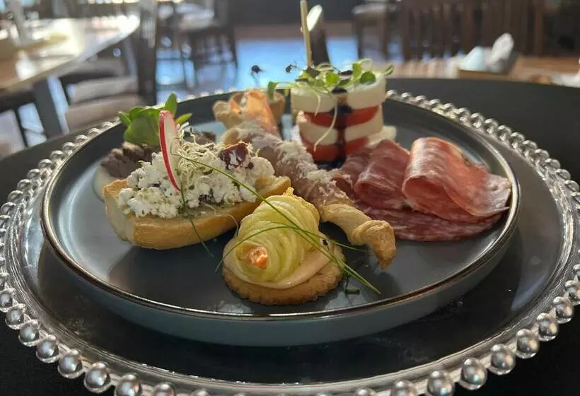 ペンション Hanul Marioarei