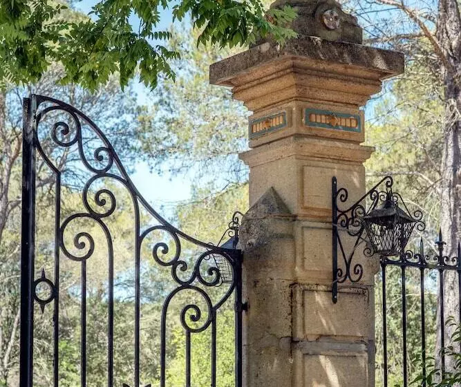 Soko Hotels Pont Du Gard