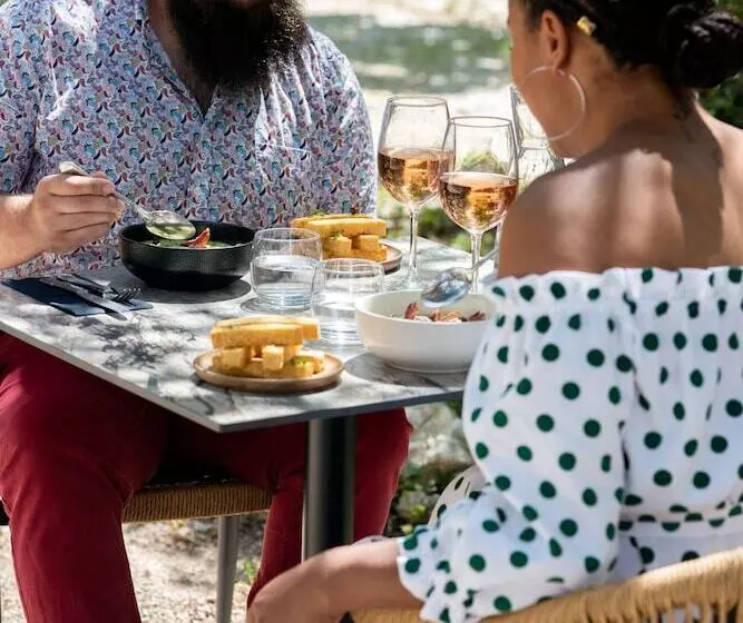 Soko Hotels Pont Du Gard