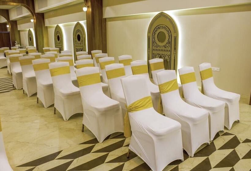 Keys Lite By Lemon Tree Hotels, Vadodara