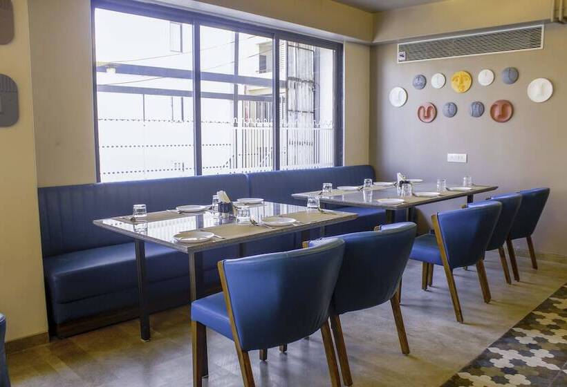 Keys Lite By Lemon Tree Hotels, Vadodara