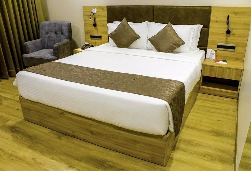 Keys Lite By Lemon Tree Hotels, Vadodara