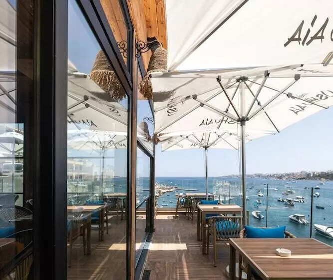 هتل Ushuaia Playa Xemxija Boutique