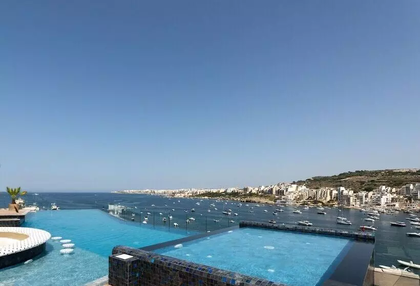 هتل Ushuaia Playa Xemxija Boutique