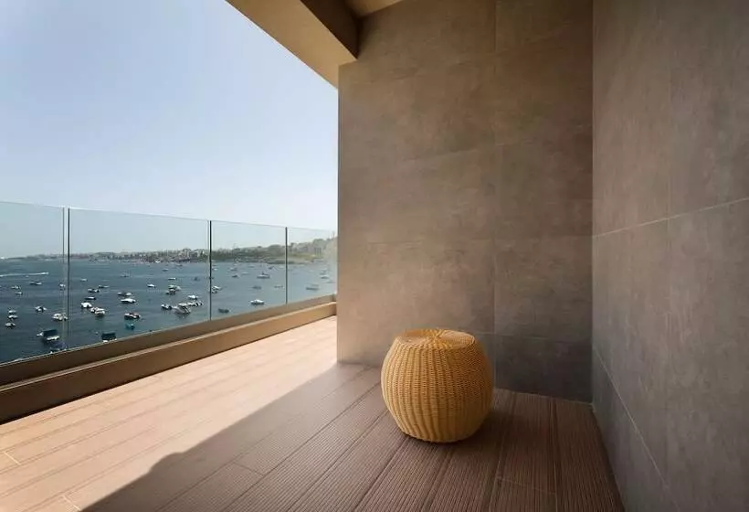 هتل Ushuaia Playa Xemxija Boutique