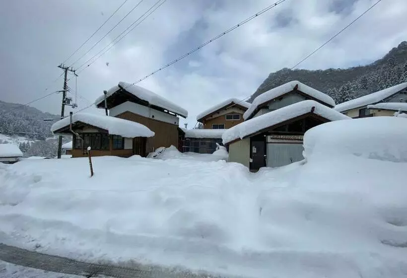 ペンション Ojirotomarlo