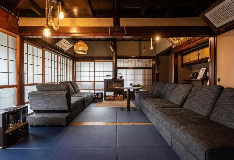 ペンション Ojirotomarlo