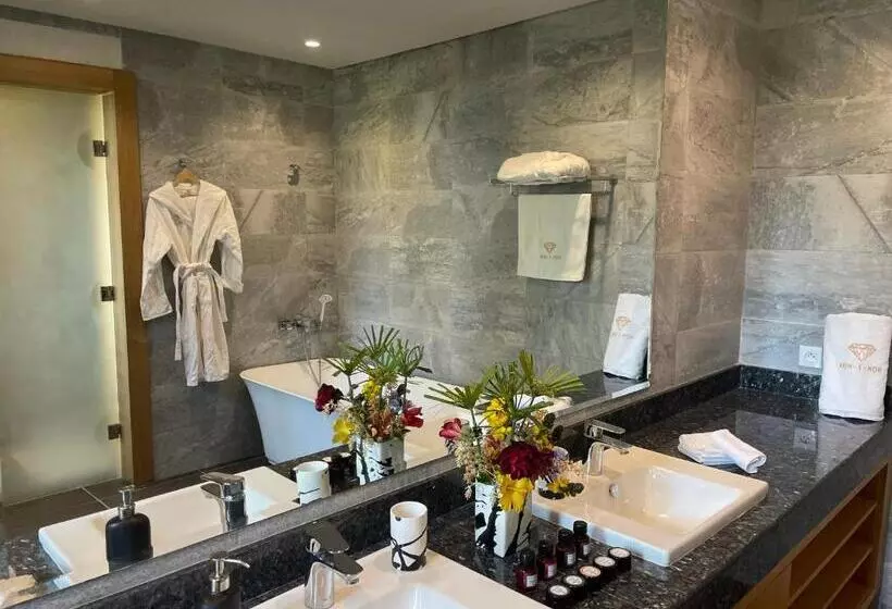 Majatalo Kohinor Maison D Hôtes