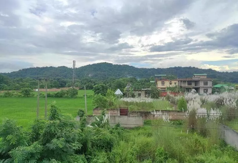 ホテル Mayur Gardens