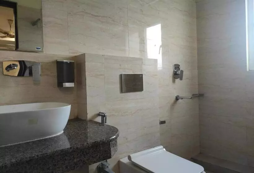 ホテル Mayur Gardens