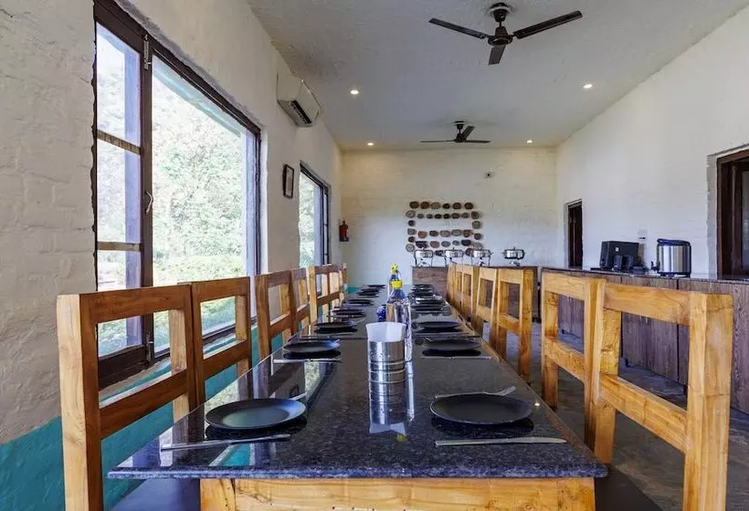 Hotelli Treebo Trend Corbett Tiger Retreat