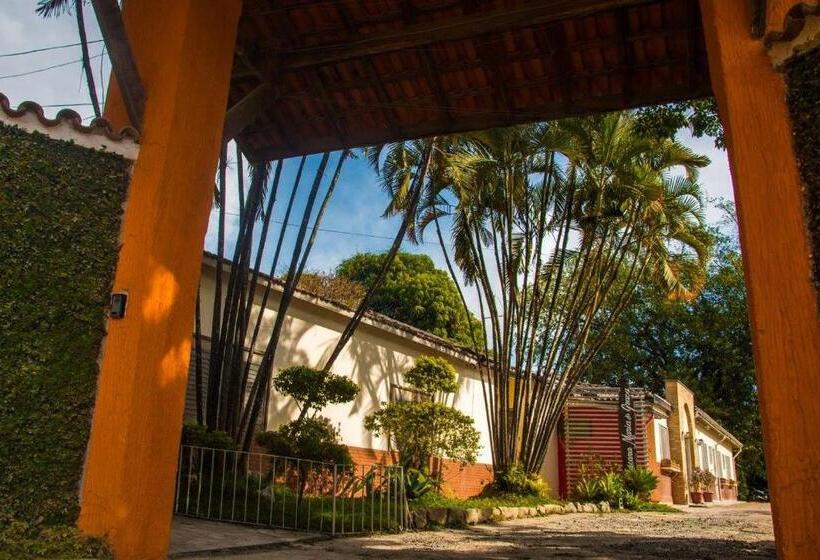 ユースホステル Pousada Chácara Maria Da Graça