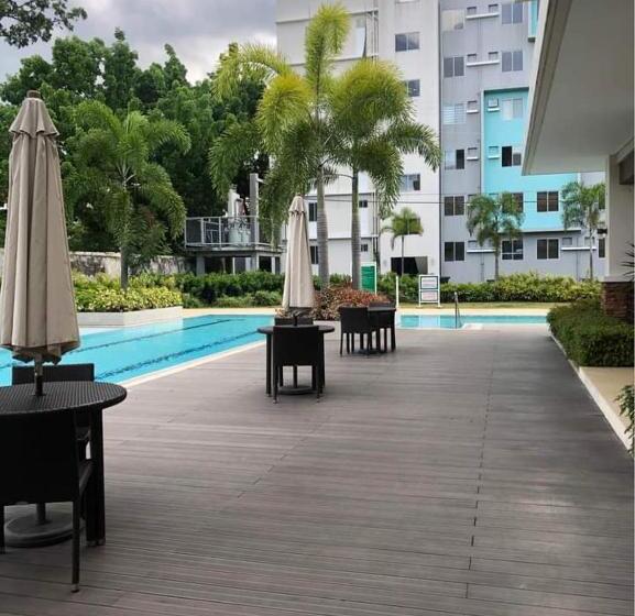 ホテル Caren 8 Spatial Condo Maa 2br Fully Furnished Wtih Unli Pool Access